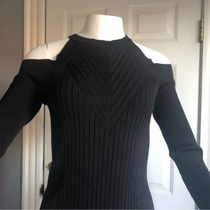 Black dress for all occasions , netting fabric , used for trees session, good ..